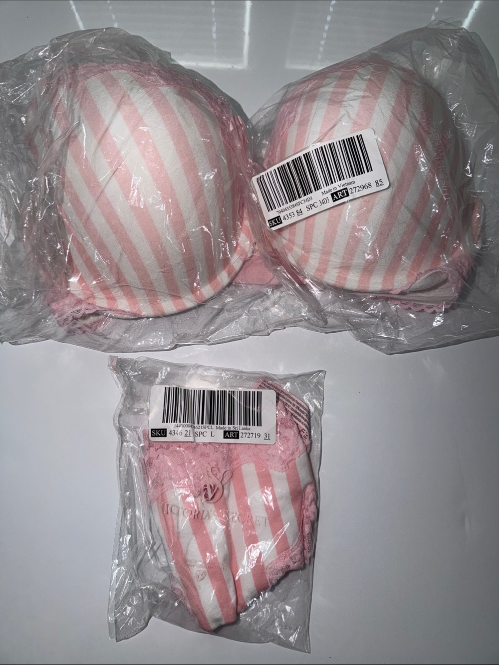 Victoria's Secret Pink & White Striped Push-Up Bra